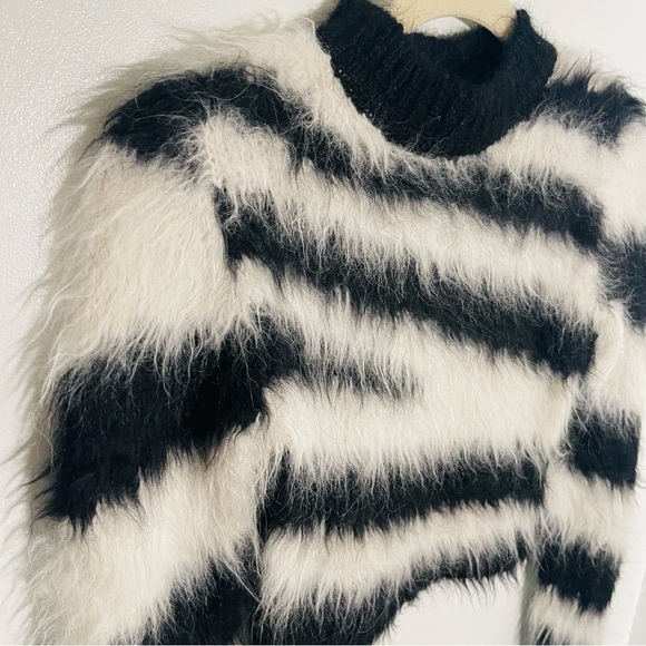 NEW Monse Cropped Zebra Print Alpaca Blend Sweater Quiet Luxury Ski Cozy Knit - Picture 4 of 8